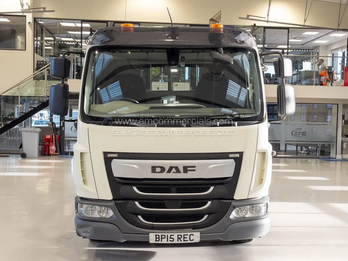2020 (20) DAF LF 180 4X2 SKIPLOADER - Image 2