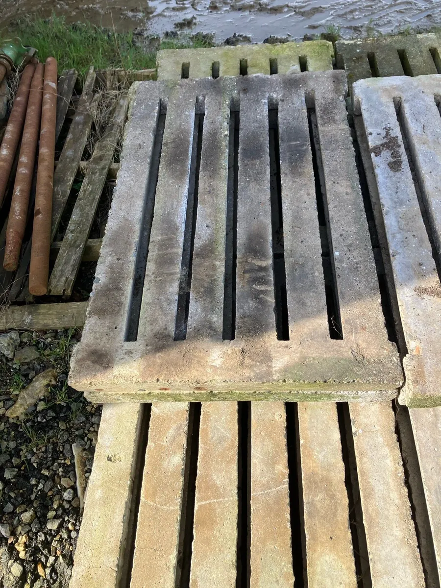 Pig and sheep slats for sale 3 ft. X. 2 ft - Image 2