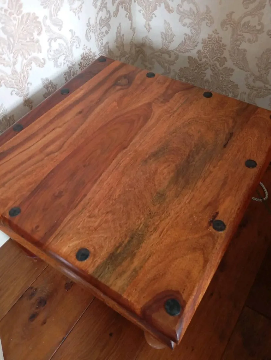 Small coffee table - Image 2