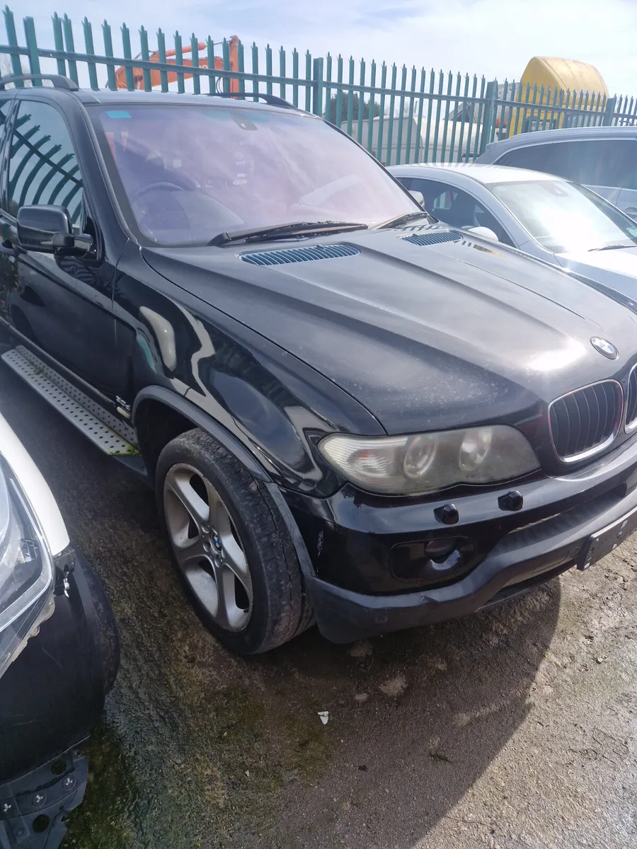 BMW X5 for Breaking 04 - Image 1