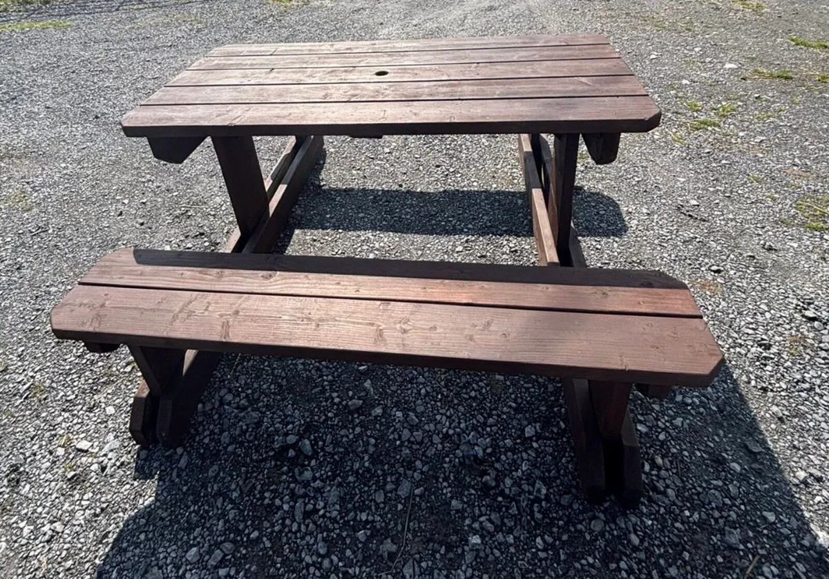 Wooden picnic tables - Image 3