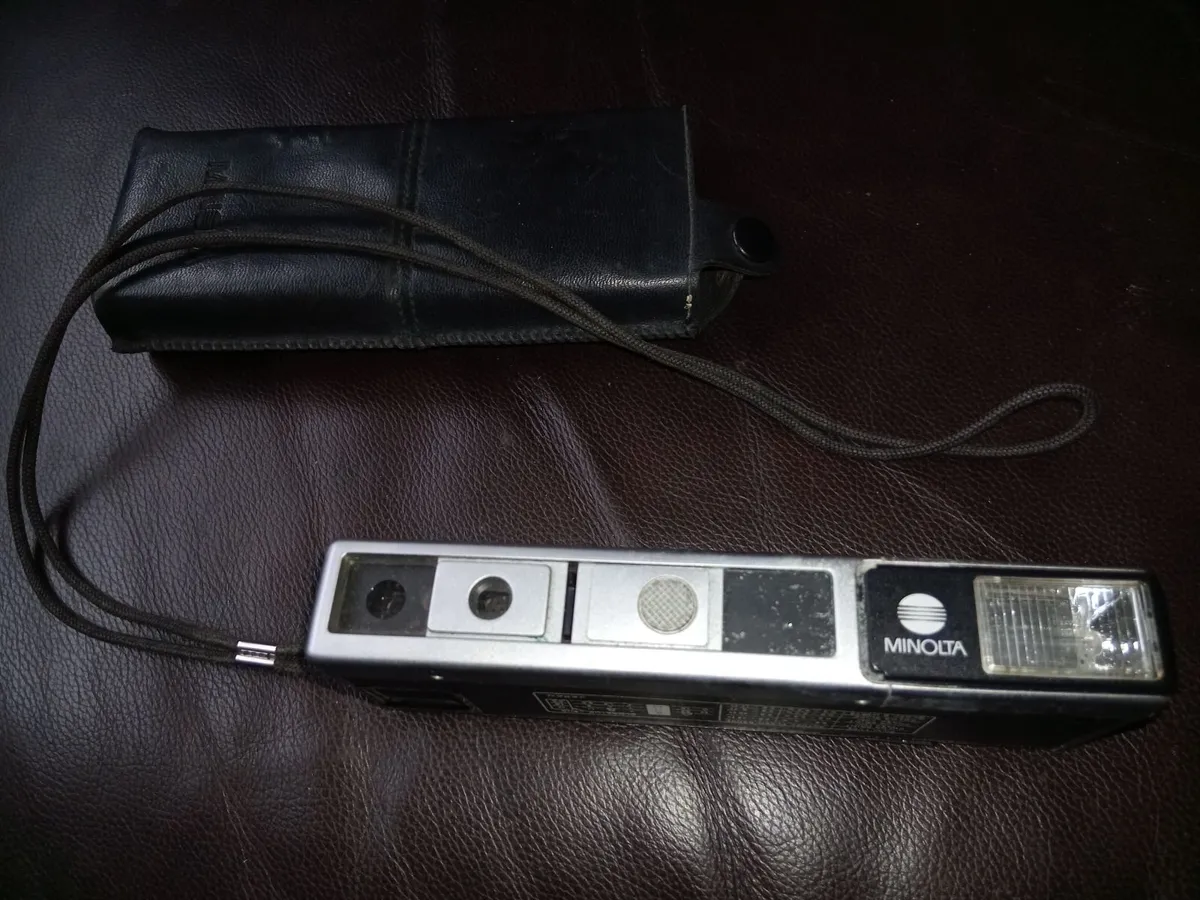VINTAGE MINOLTA CAMERA - Image 4