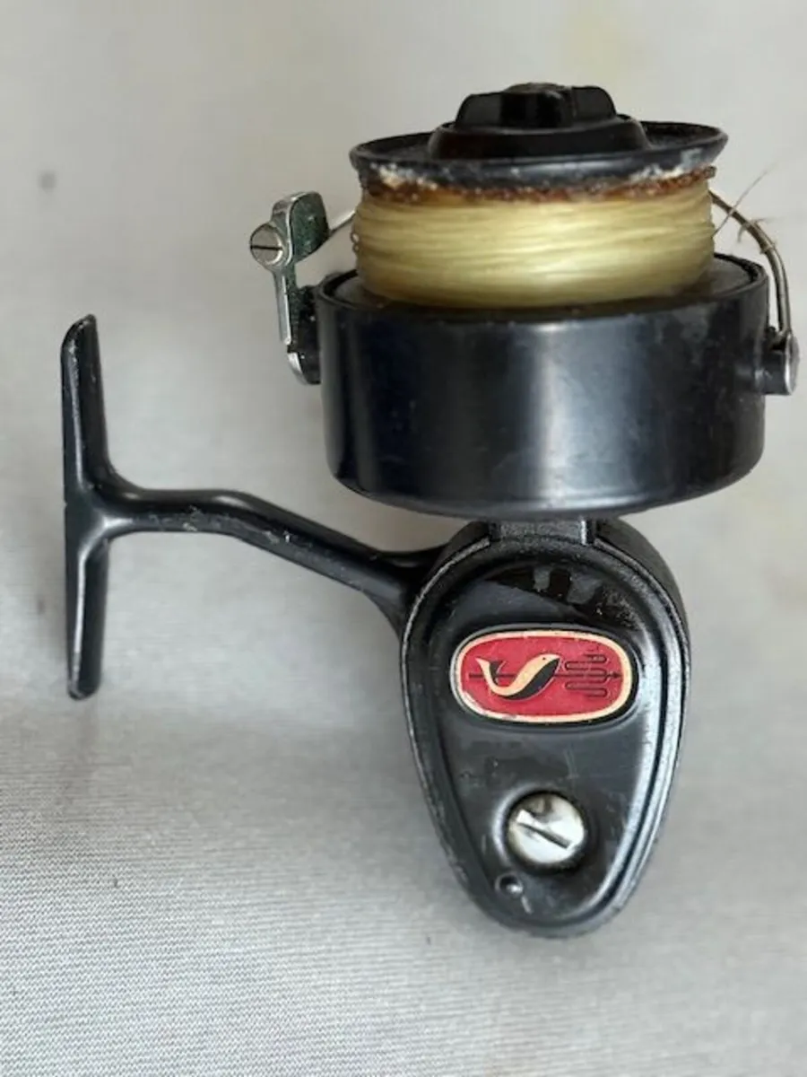 Fishing Reel - Image 1