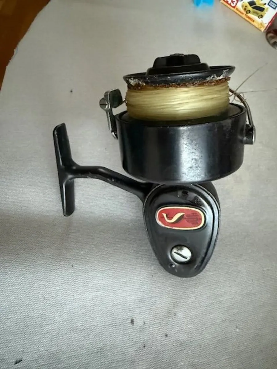 Fishing Reel - Image 4