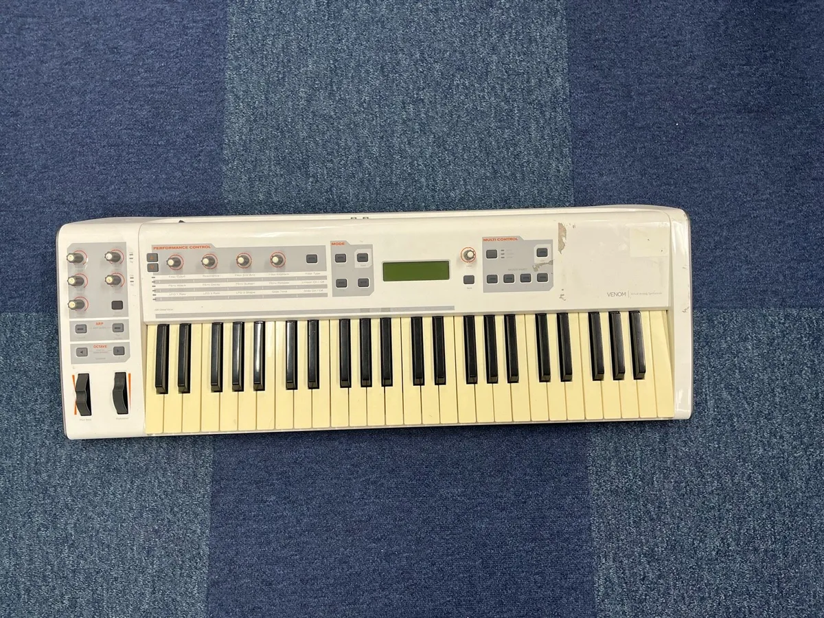 Venom Virtual Analog Synthesizer - Image 1