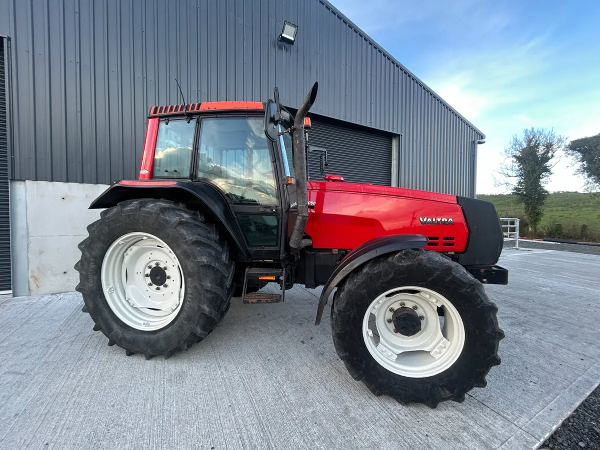 Valtra 8050 Hitech - Image 3
