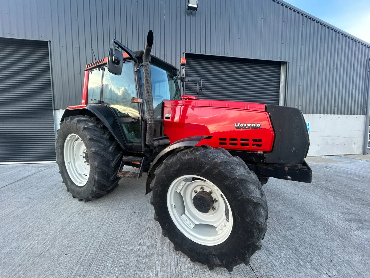 Valtra 8050 Hitech - Image 2