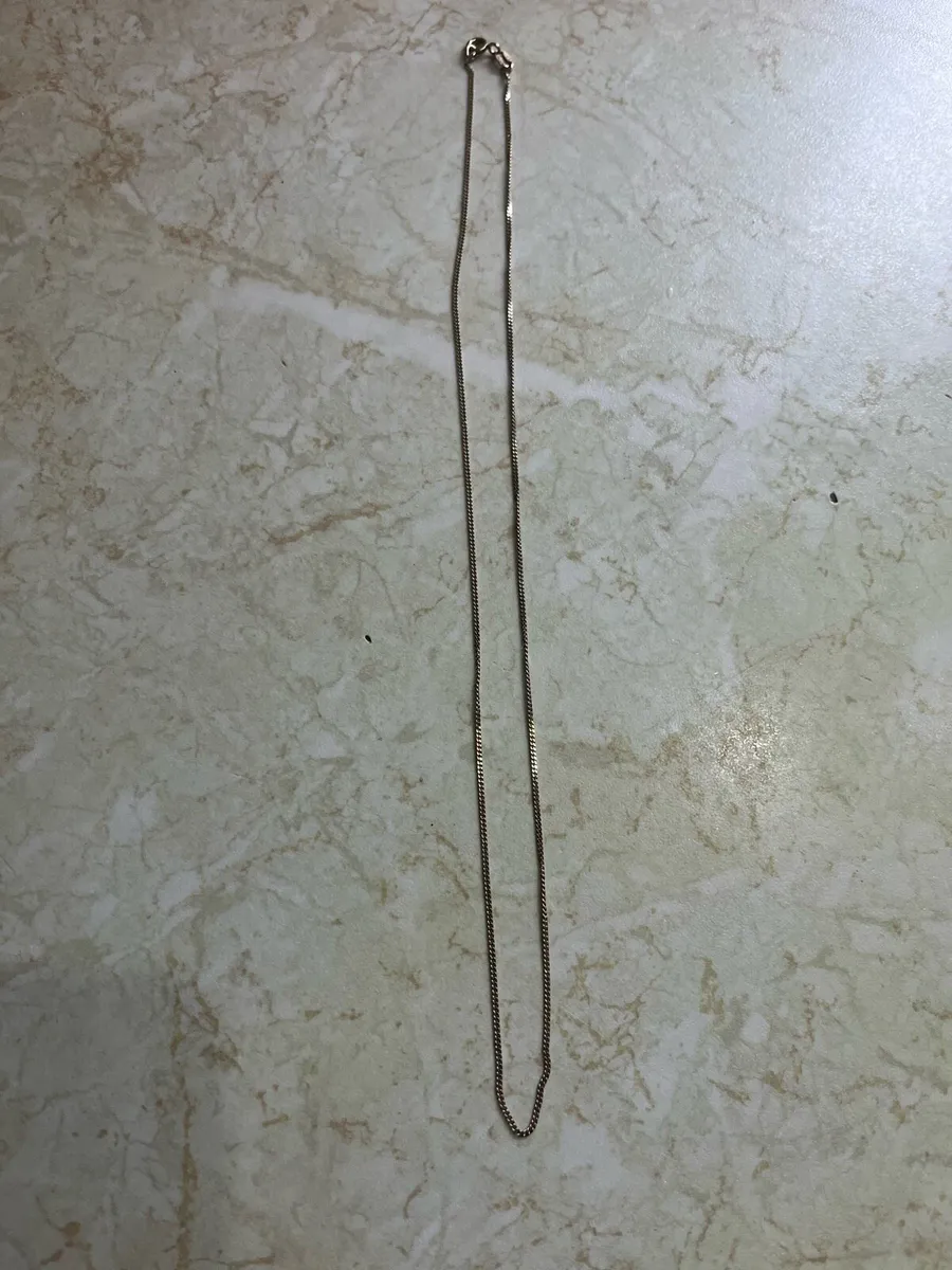 Gold plated 18inch fine chain - Image 1