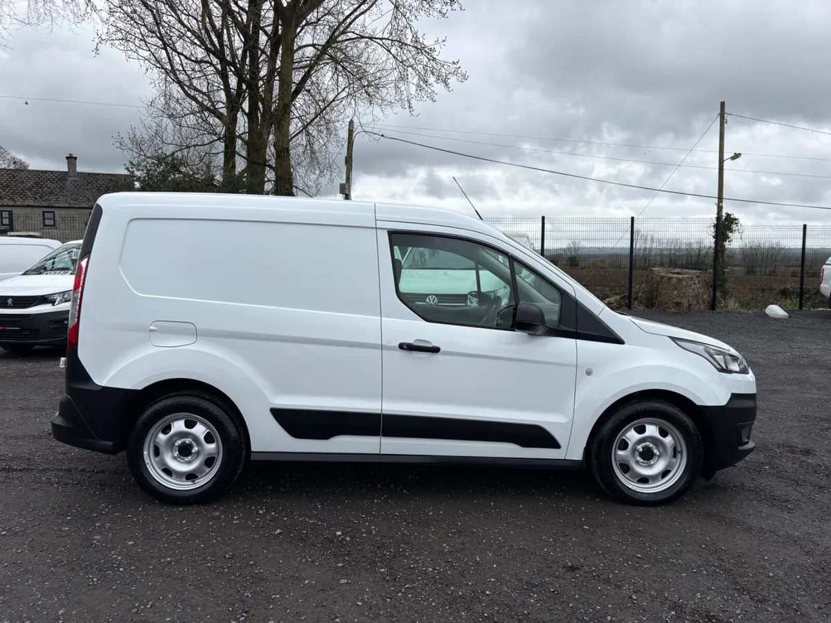 Ford Transit Connect - Image 4