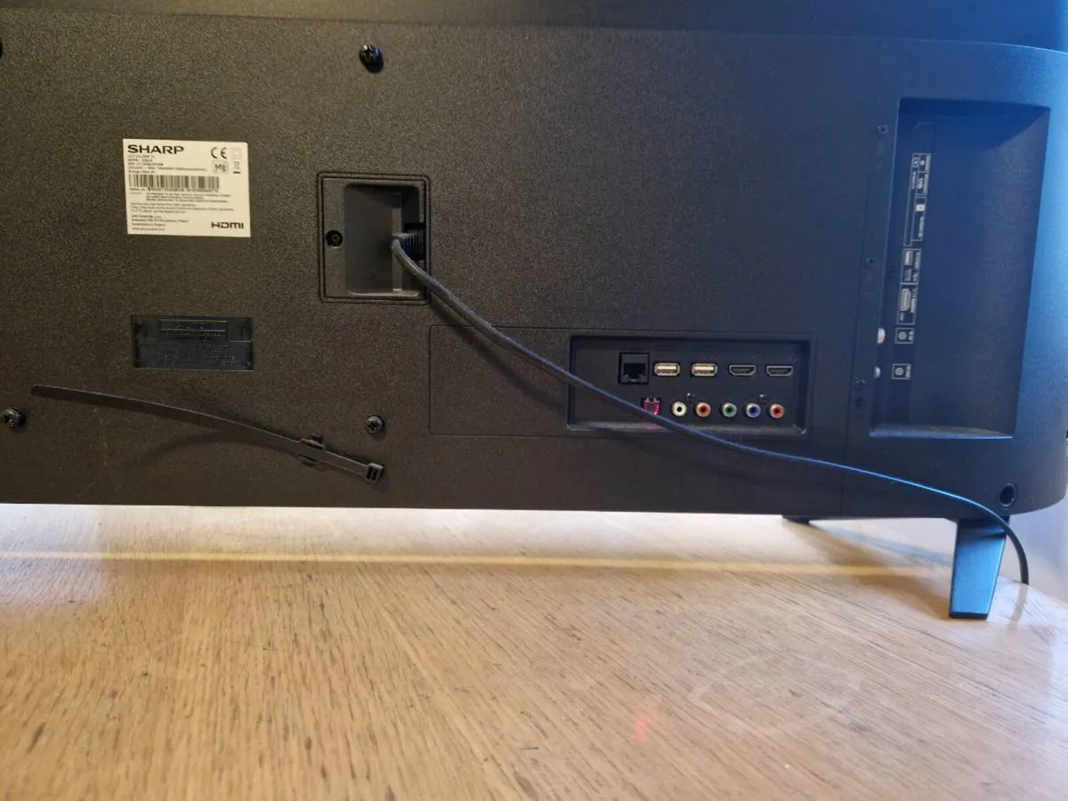 SMART LED TV. SHARP. 50" - Image 3