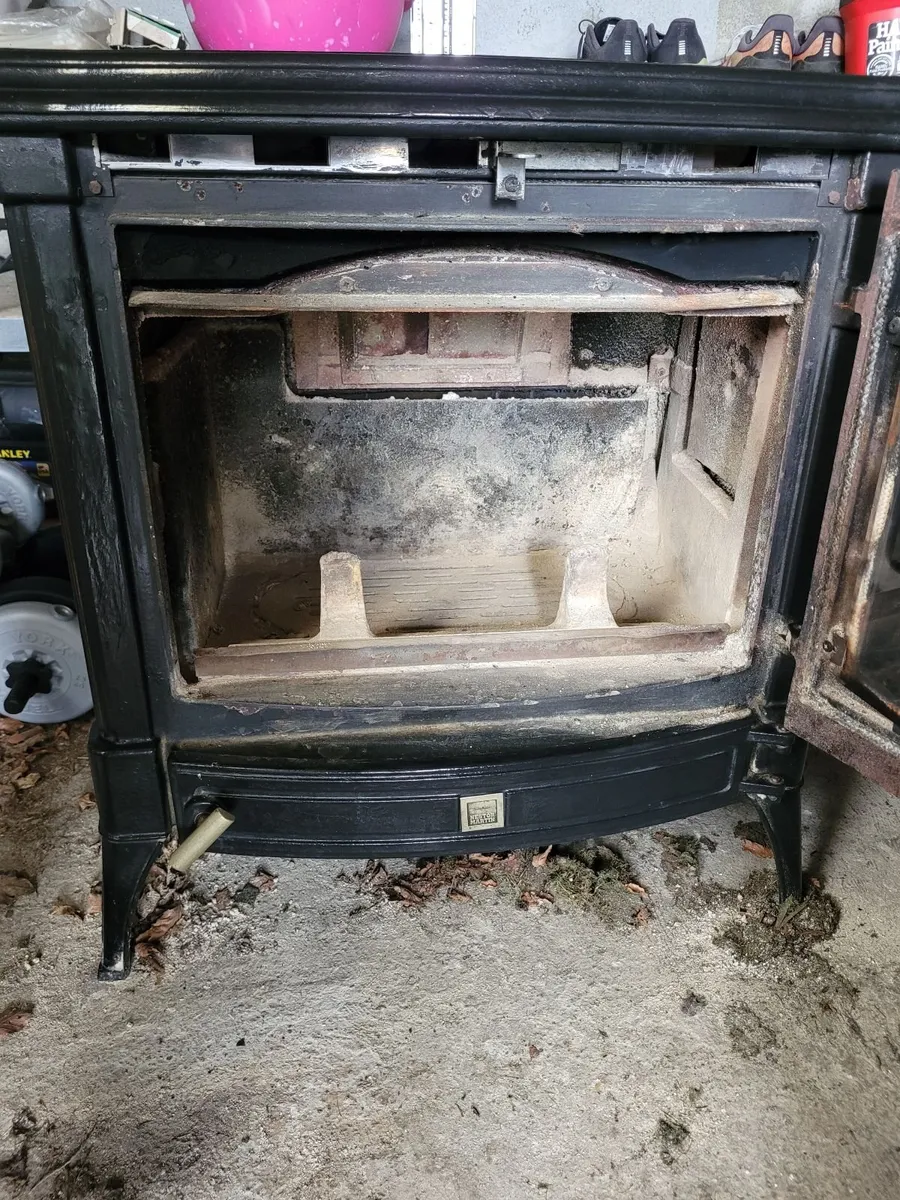 Solid fuel stove - Image 4
