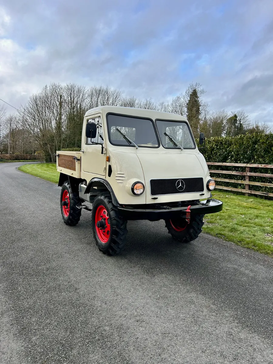Stunning Mercedes Unimog - Image 2