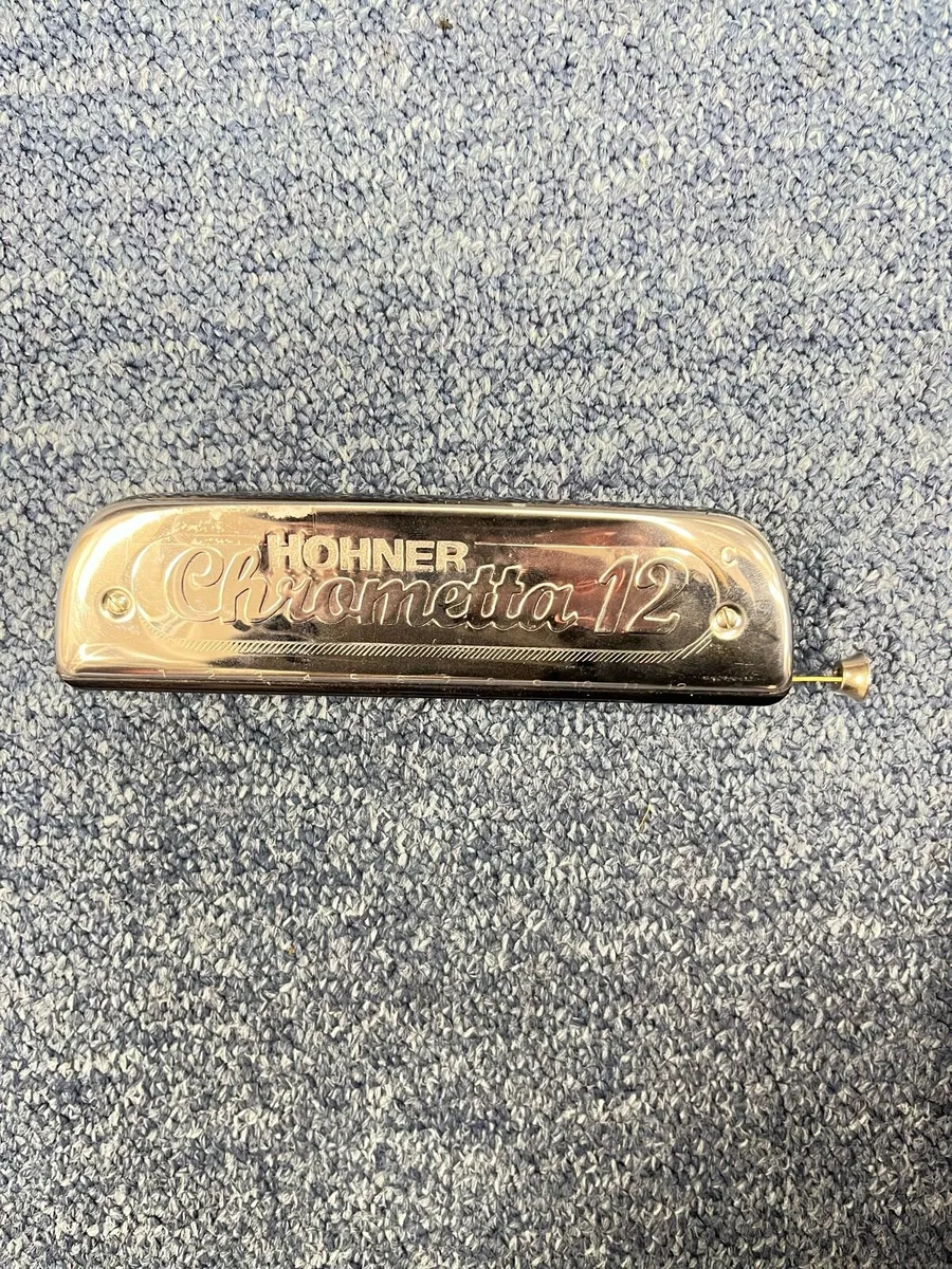 Chrometta 12 Harmonica - Image 1