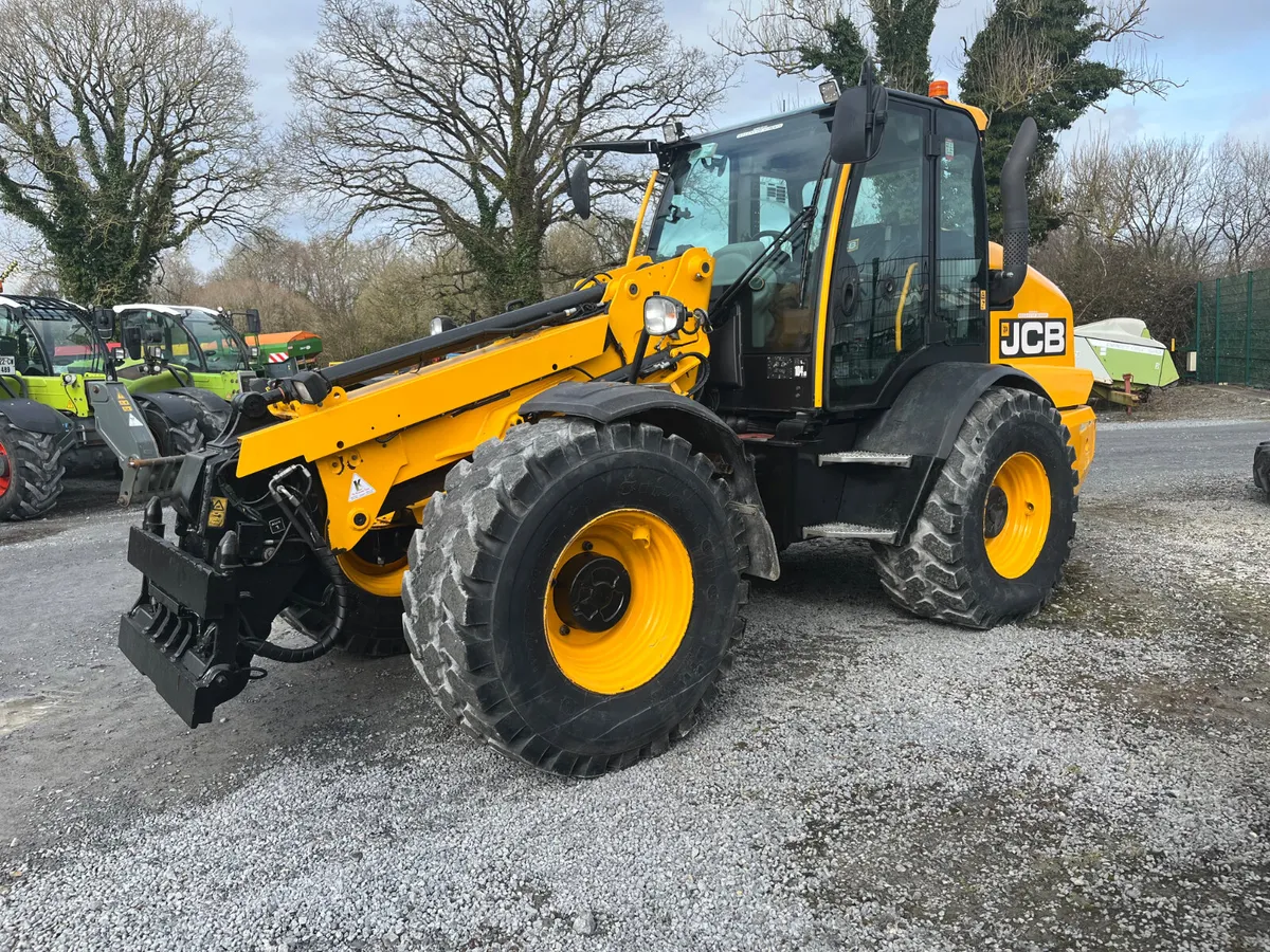 JCB TM 320s - Image 1