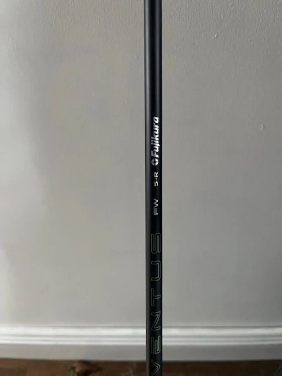 Fujikura ventus blue 5 wood shaft regular - Image 1
