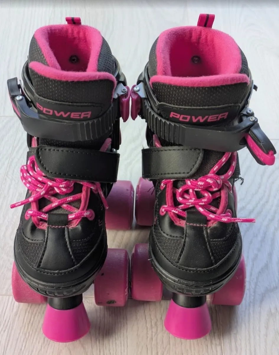 Roller Skates - Image 4