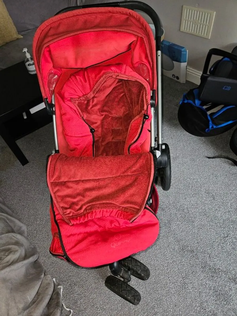 Free Quinny Pram Buggy - Image 2