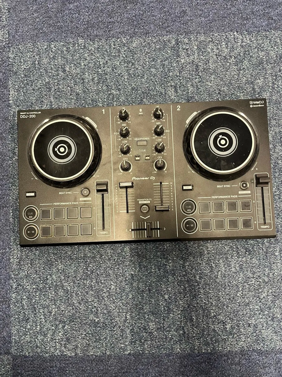 Pioneer Ddj 200 - Image 1