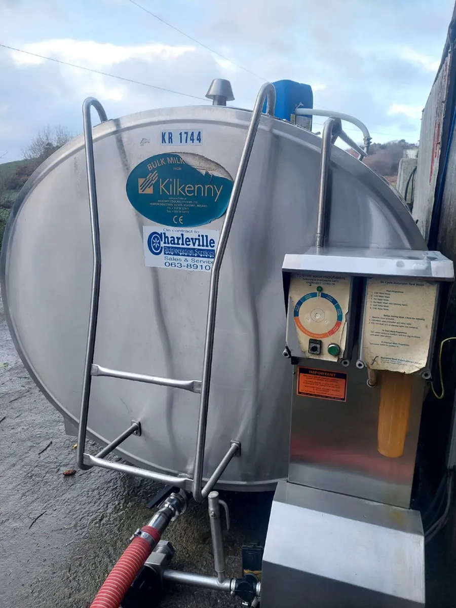 Bulk Milk Tank - Image 1