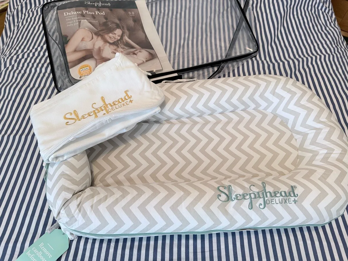 Sleepyhead deluxe with a spare cover - Image 1