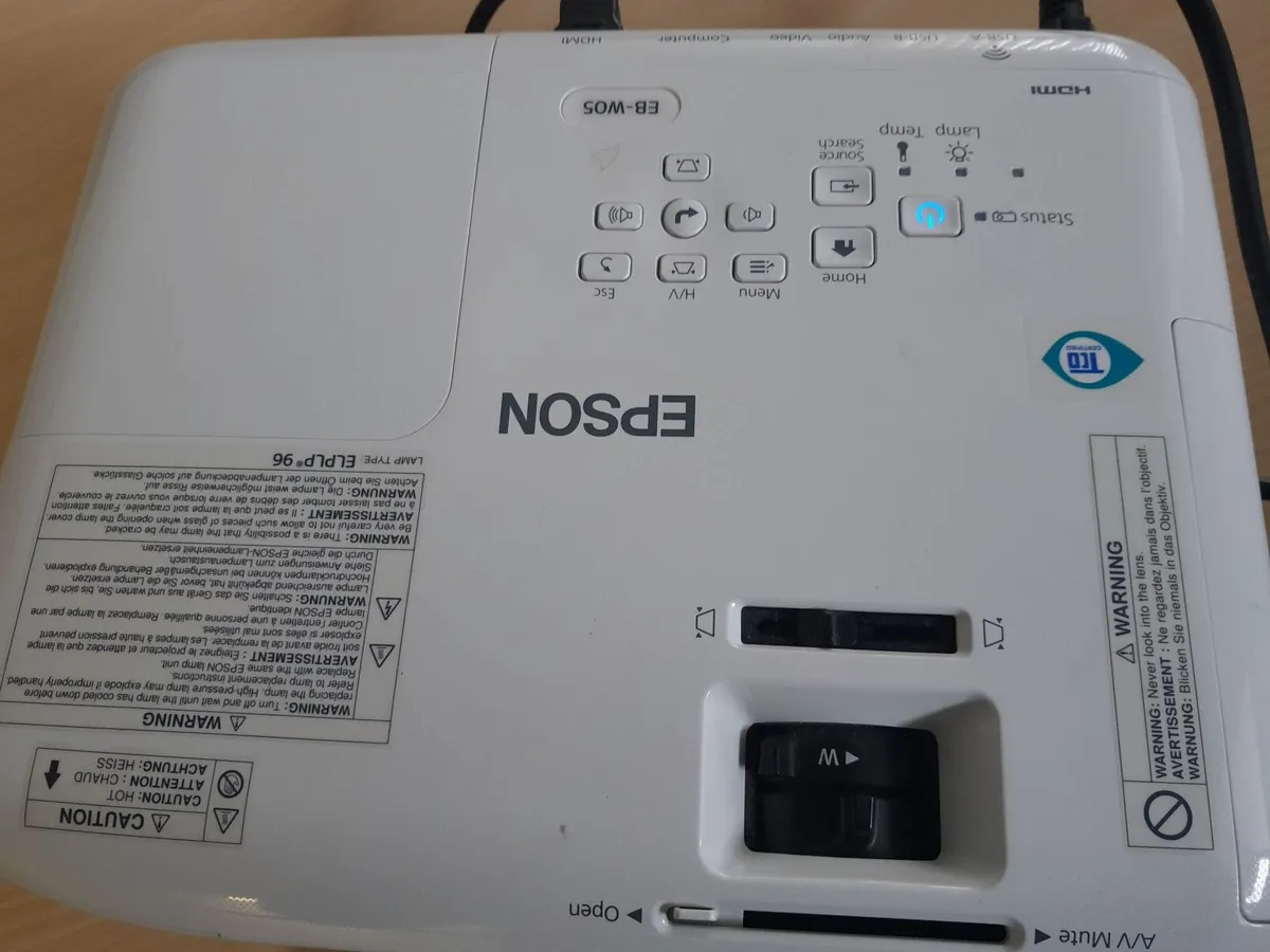 Digital Projector Epson EW-W05 - Image 2