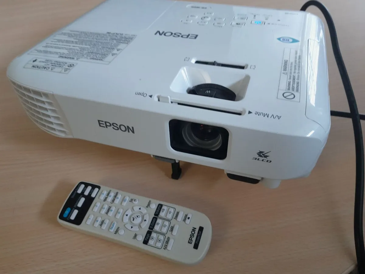 Digital Projector Epson EW-W05 - Image 1