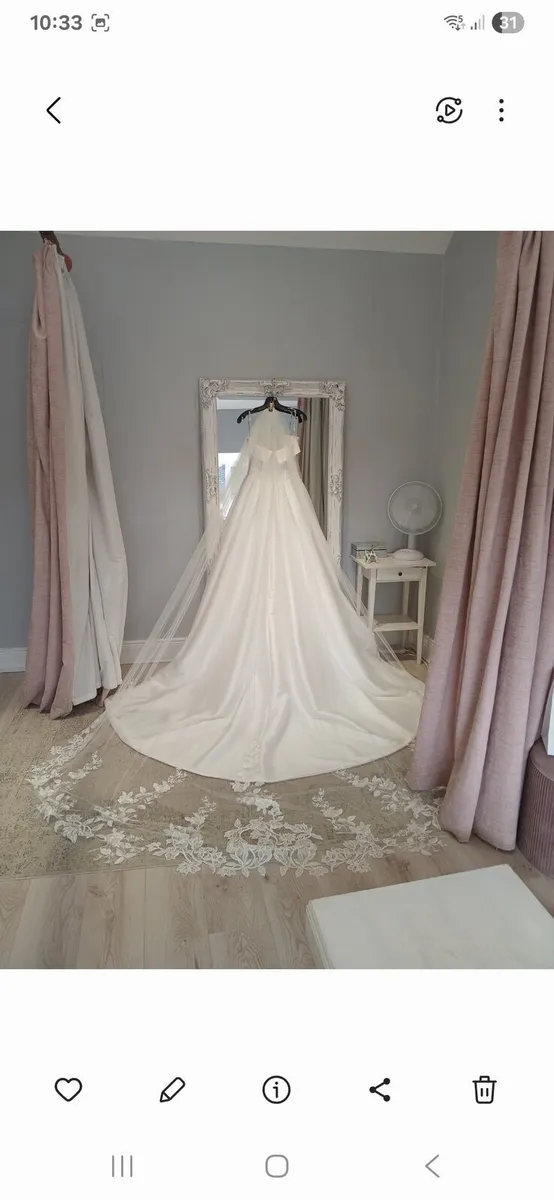 Beautiful cathedral length veil - Image 1