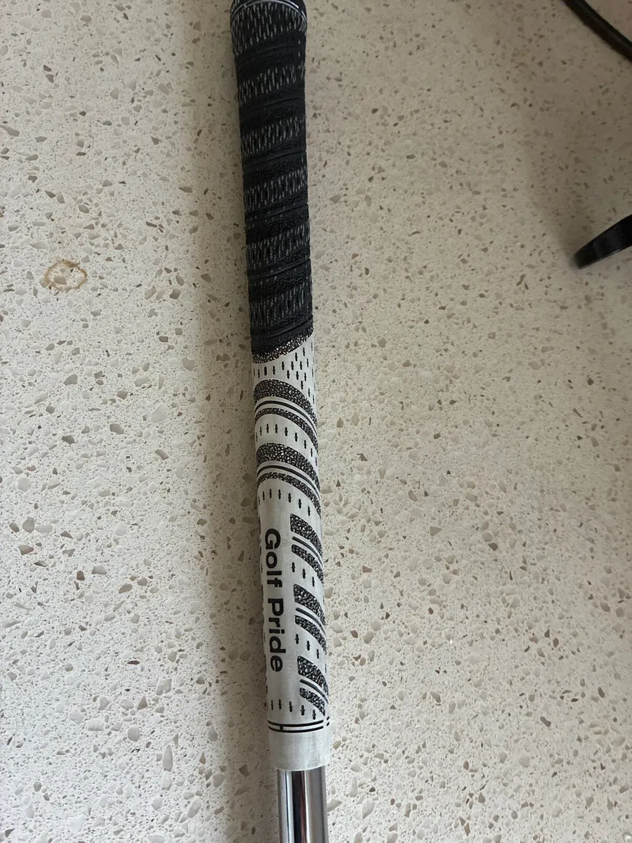 Srixon wedge - Image 4