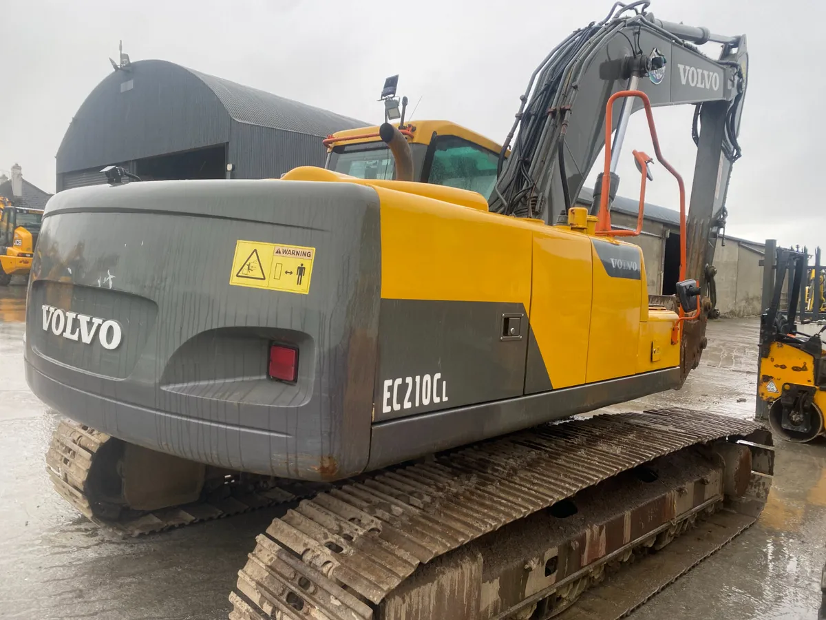 Volvo 210 2007 (18123) - Image 4