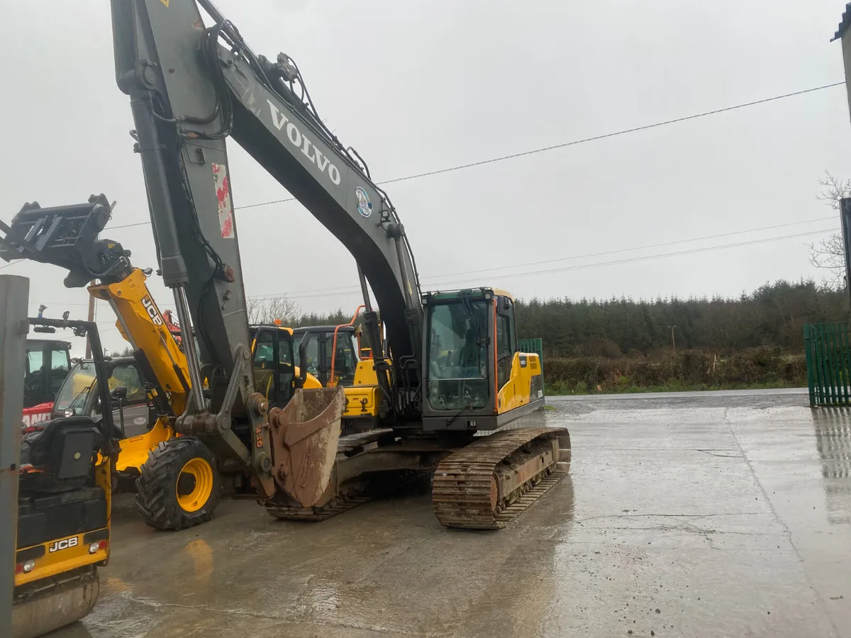 Volvo 210 2007 (18123) - Image 1