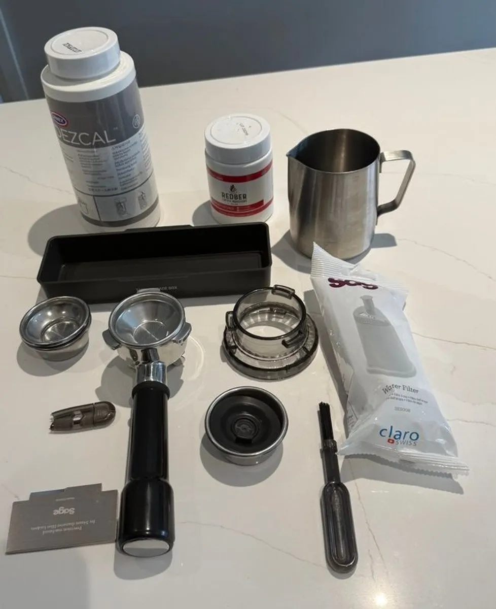 Sage Barista Touch SES880BSS - Like new, low use + extras - Image 4