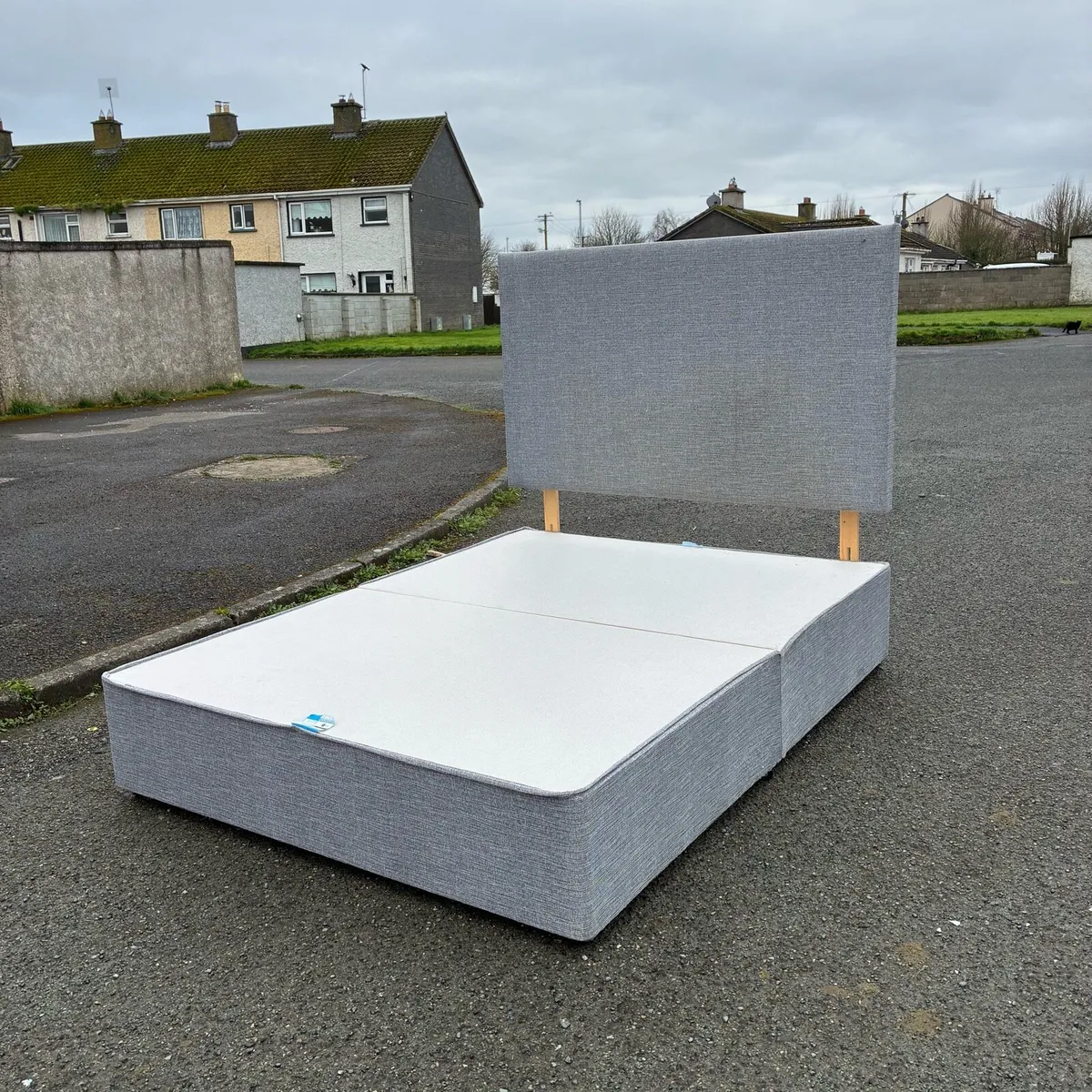 Grey 5ft King Base and headboard - Image 3