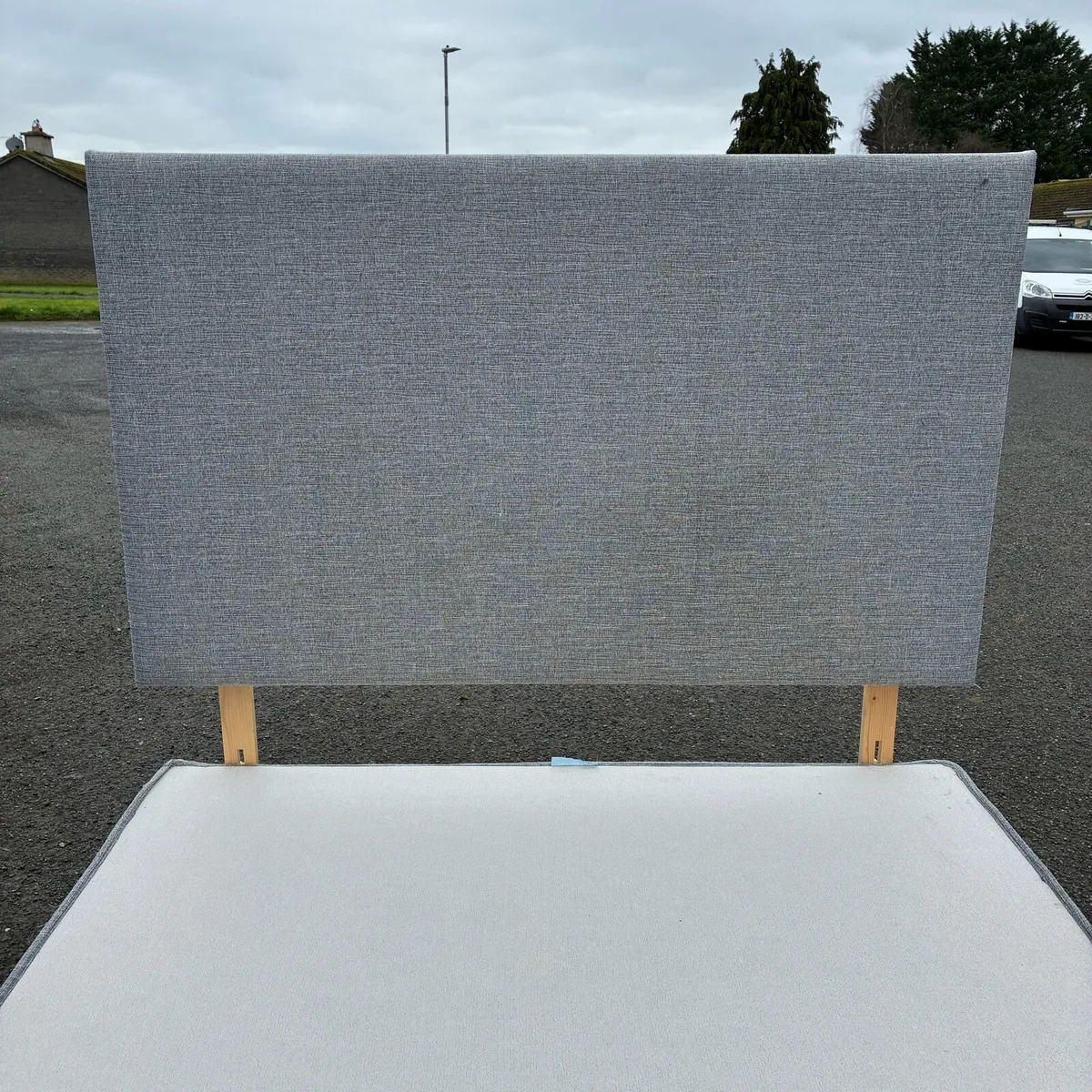 Grey 5ft King Base and headboard - Image 4
