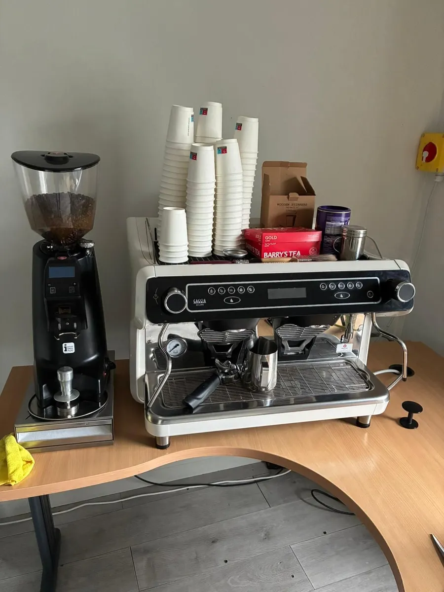 coffee machine and grinder