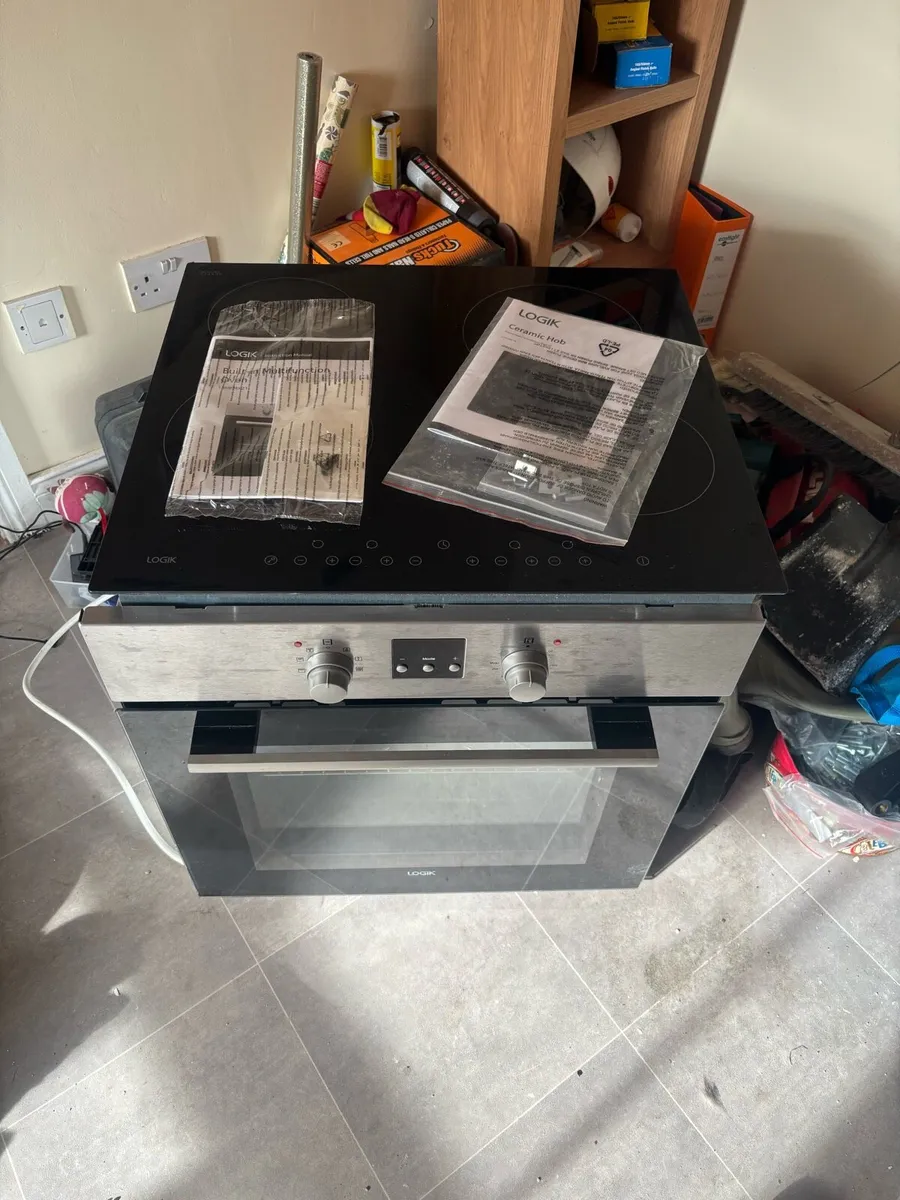 Electric oven and hob (as new) - Image 1