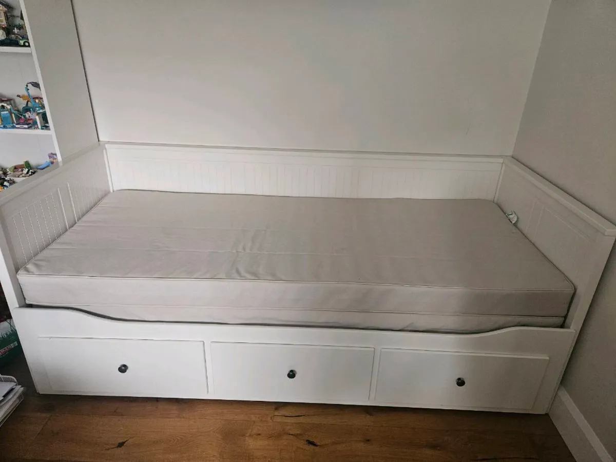 Ikea Hemmes Day Bed - Image 1