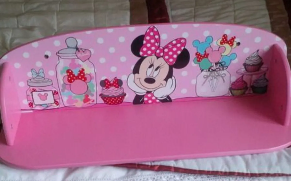Minnie Mouse Shelf