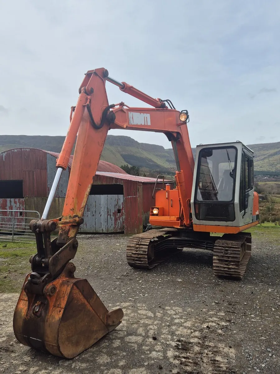 Kubota KH 60 Excavator - Image 1