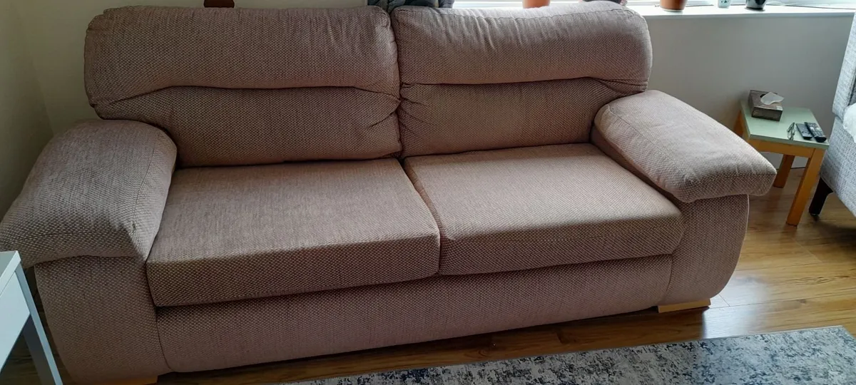 Sofa Good Condition - Image 1