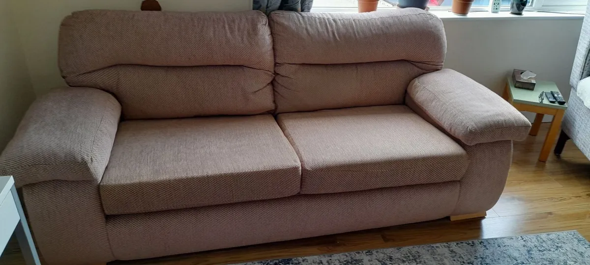 Sofa Good Condition - Image 4