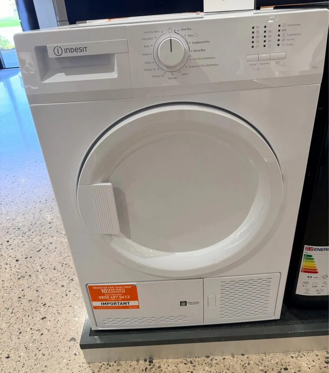 INDESIT 8kg Condenser Tumble Dryer NEW