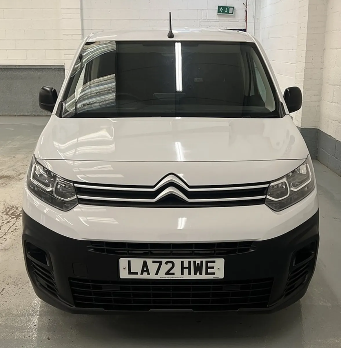 2022 Citroen Berlingo Small Panel Van - Image 1