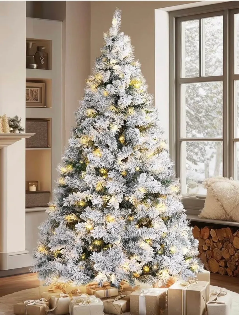 Christmas tree 2 tv mounts Russell Hobbs mini oven - Image 2