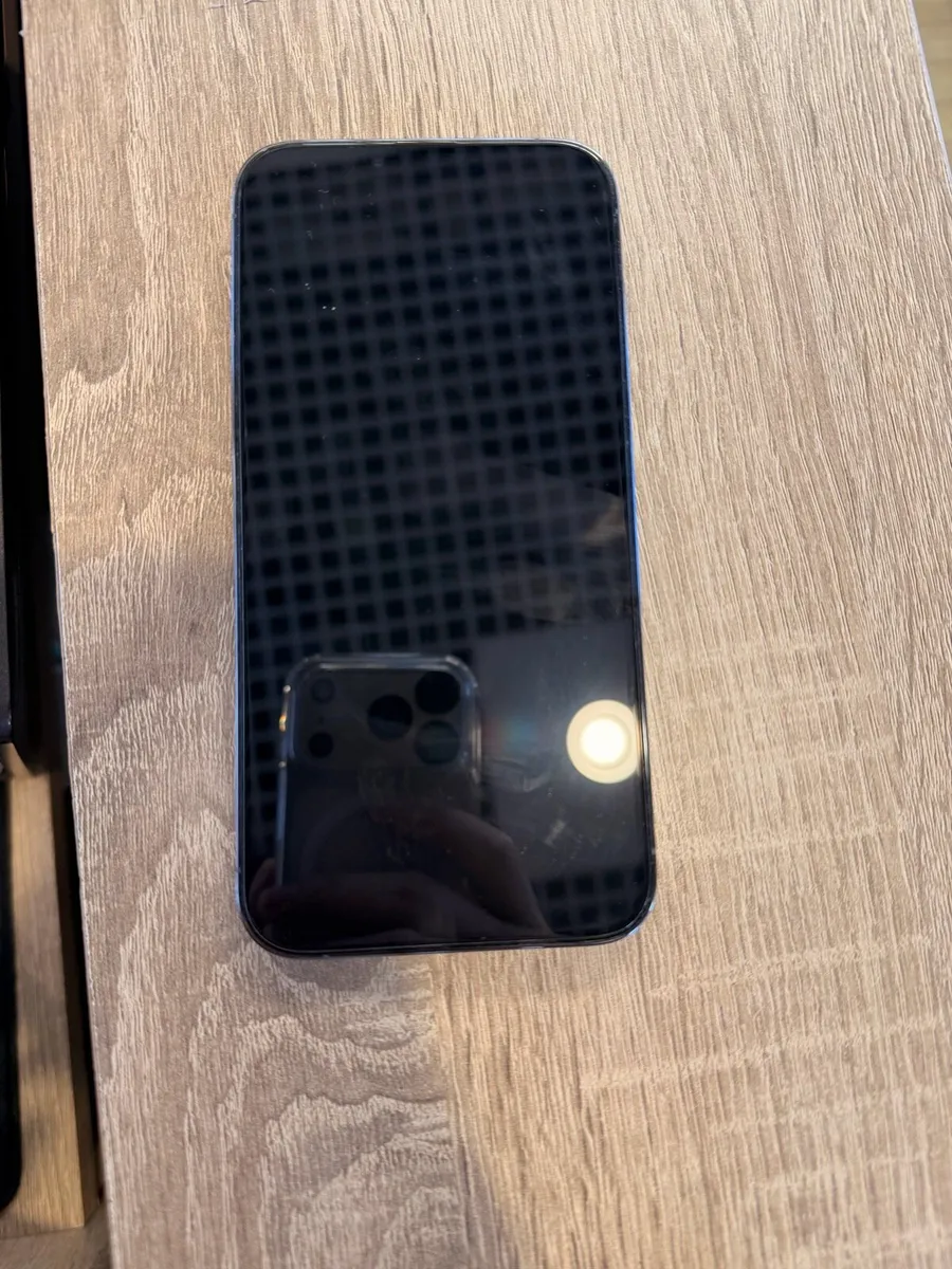 iPhone 13 Pro Max - Image 3