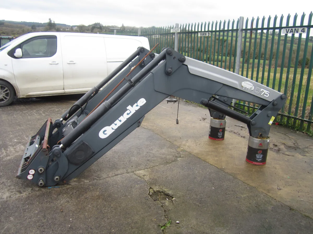 Quicke Q75 loader - Image 1