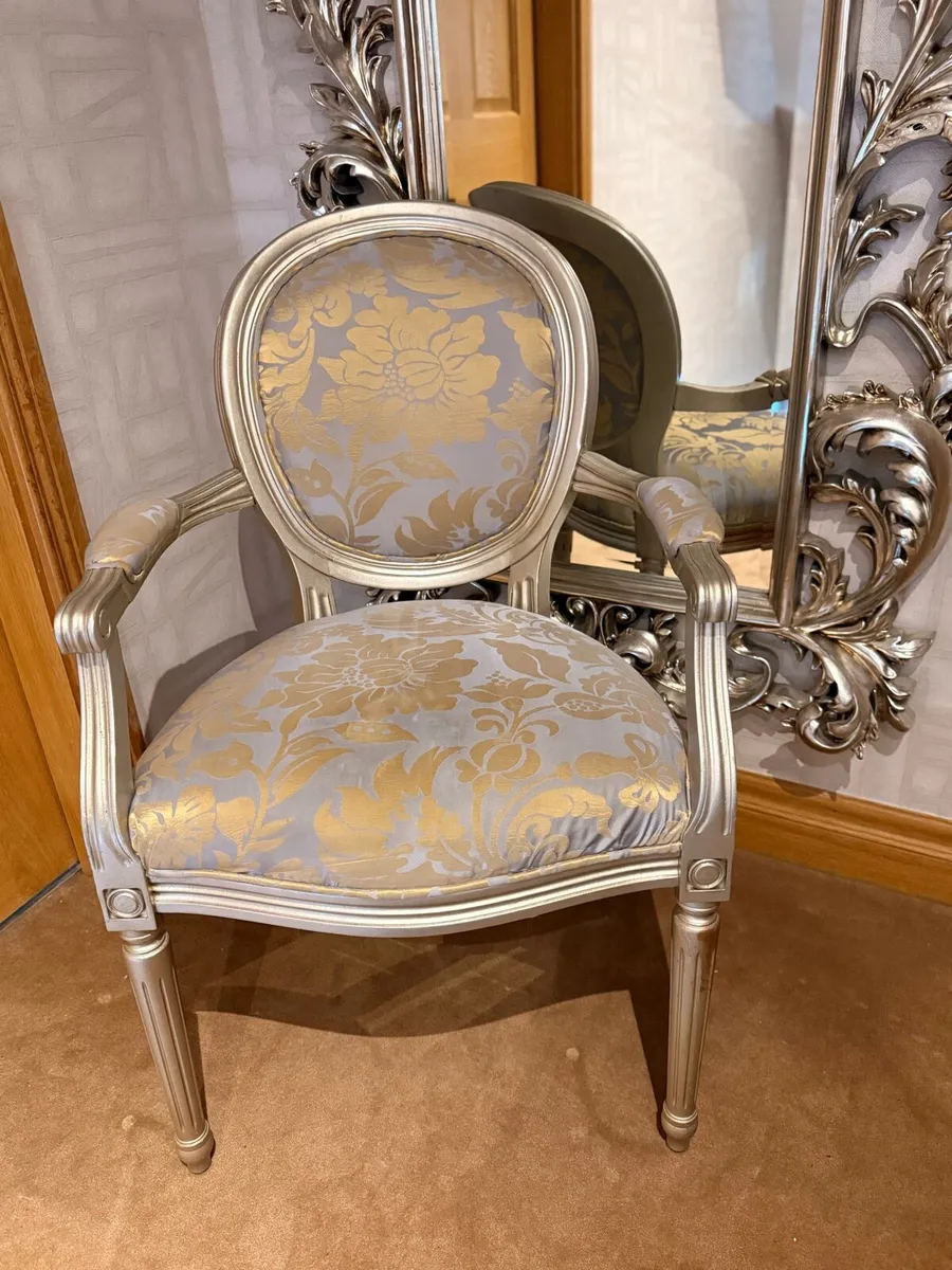 Extra large ornate mirror for quick sale - Image 2