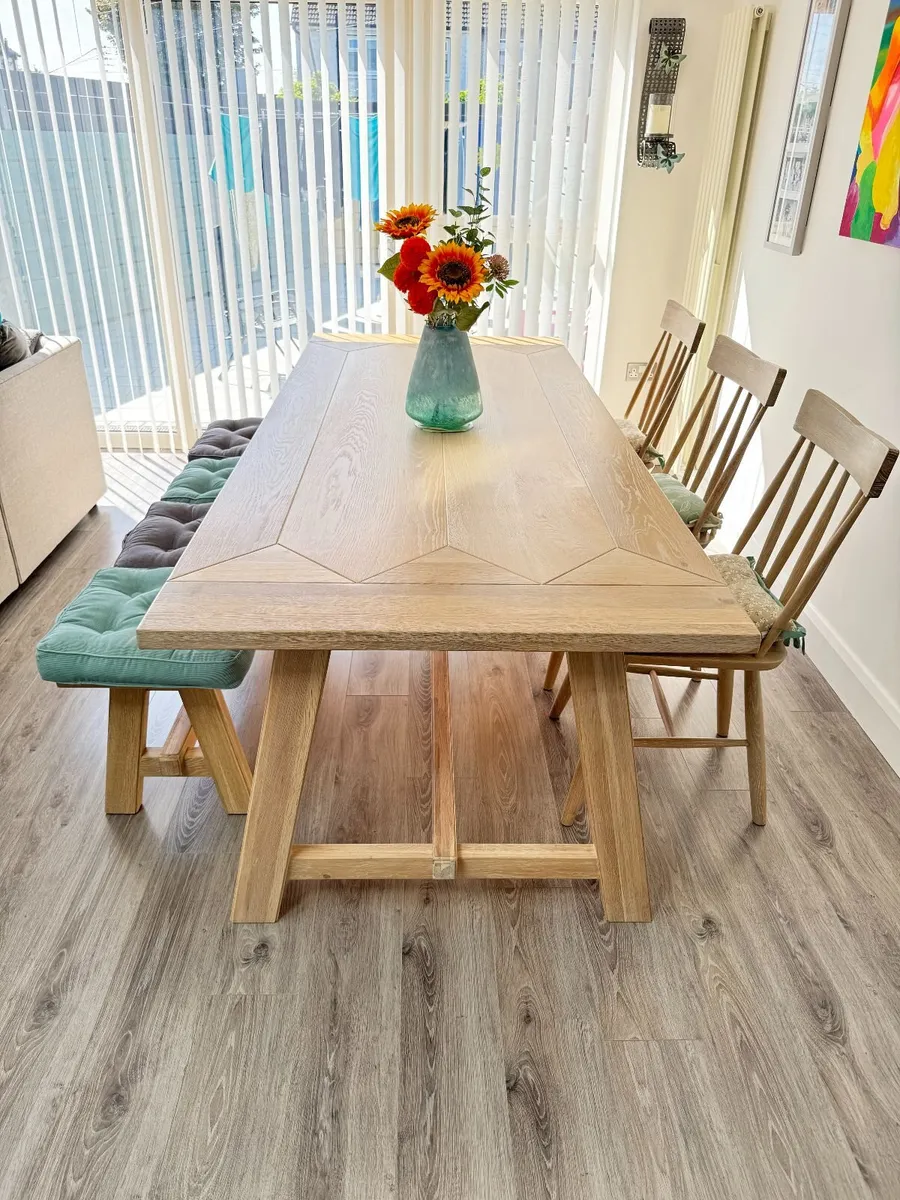 Dunmore 240cm Large Oak Dining Table - Image 1