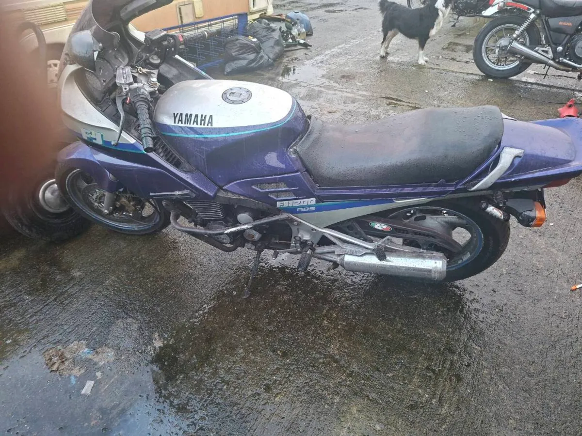 Yamaha FJ1200 - Image 2