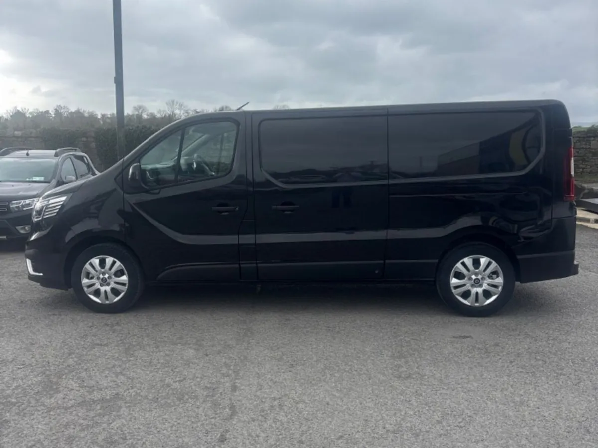 Renault Trafic 261CW656 - Image 4