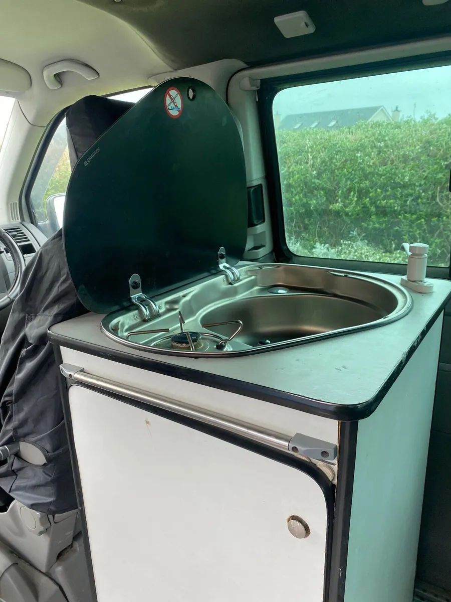 Vw caravelle Highline camper - Image 3